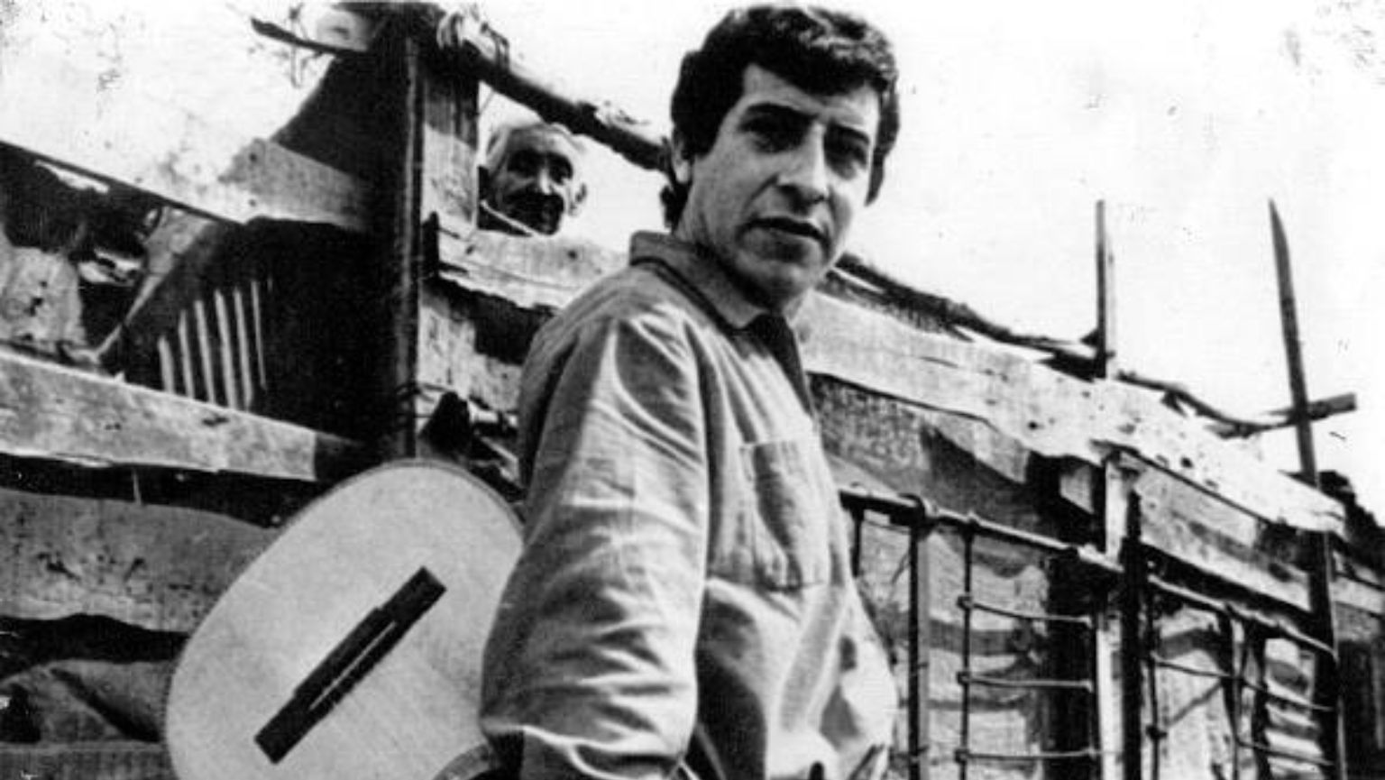 Victor Jara, 50 Anni Fa L'assassinio Del Cantautore Cileno